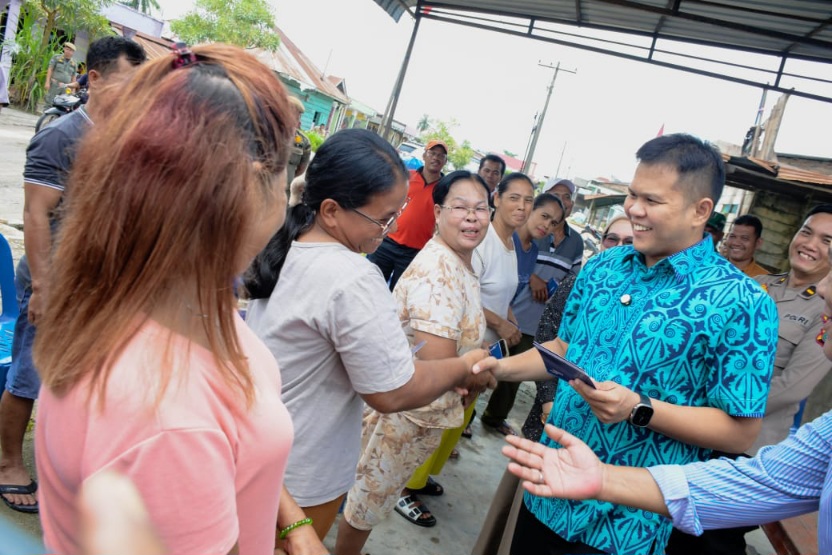 144 Korban Angin Puting Beliung Di Sergai Terima Bantuan Kemensos