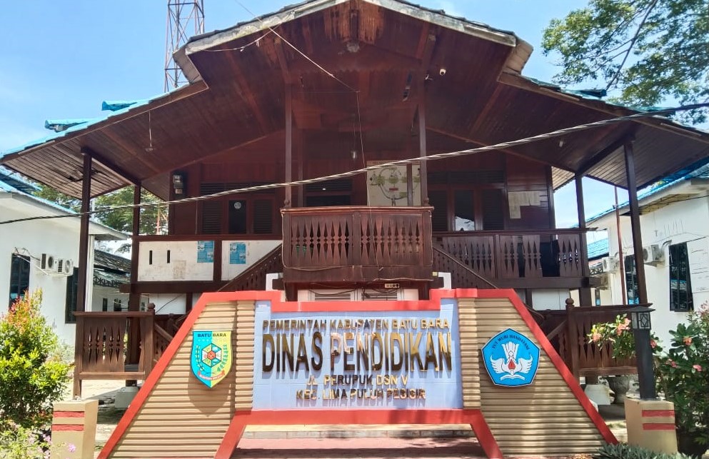 Plt Kadisdik Batubara Pengganti Plt Yang Ditahan, Mundur