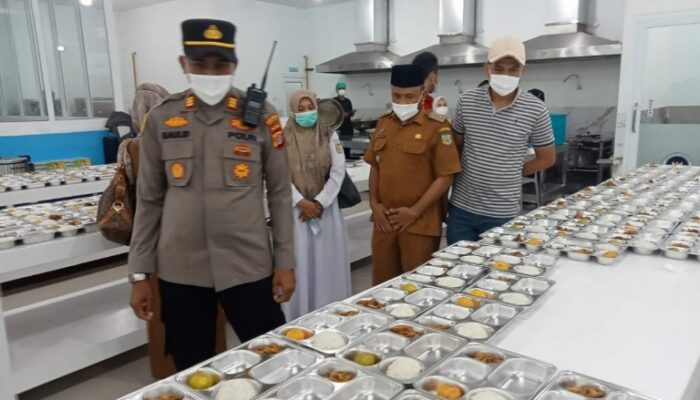 Forkopimcam Banda Raya Tinjau Operasional Dapur MBG