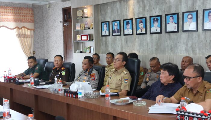 Konflik Di TPL, Bupati Tapsel: Saya Bersama Rakyat