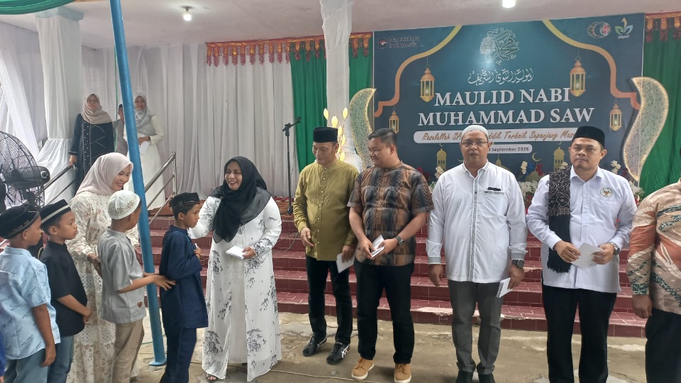 Peringati Maulid, PT CMN Santuni Anak Yatim Dan Lomba Cerdas Cermat
