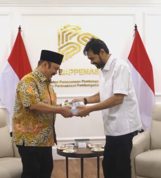 Mualem Minta Dukungan Pembangunan Terowongan Geurutee Kepada Menteri PPN