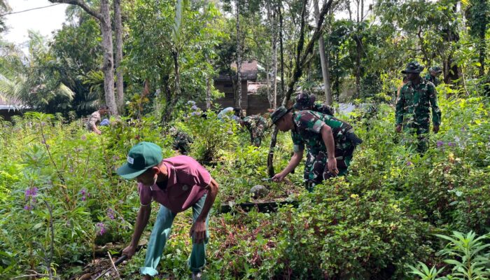 Warga Mane Dan Prajurit Batalyon TP-857/GG Gotong Royong Sambut HUT Ke-80 TNI