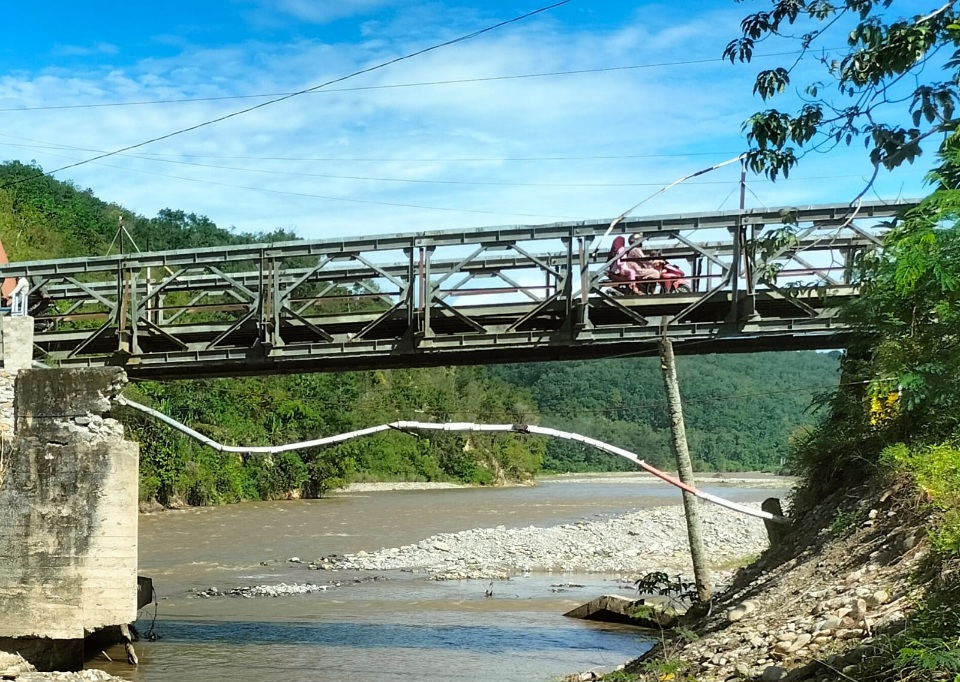 Jembatan Mbarung Ditutup Sementara Untuk Kendaraan