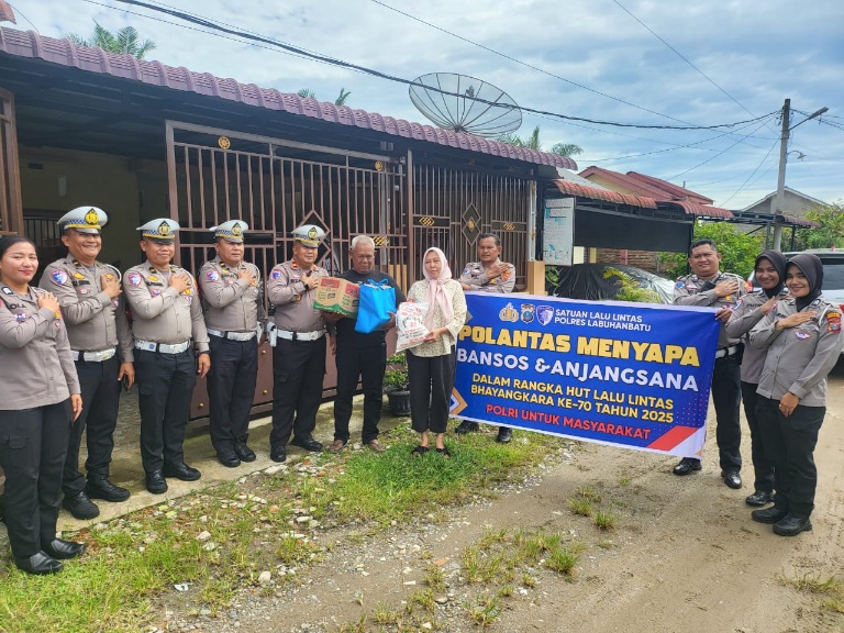 Sat Lantas Polres L. Batu Anjangsana Ke Purnawirawan Polri