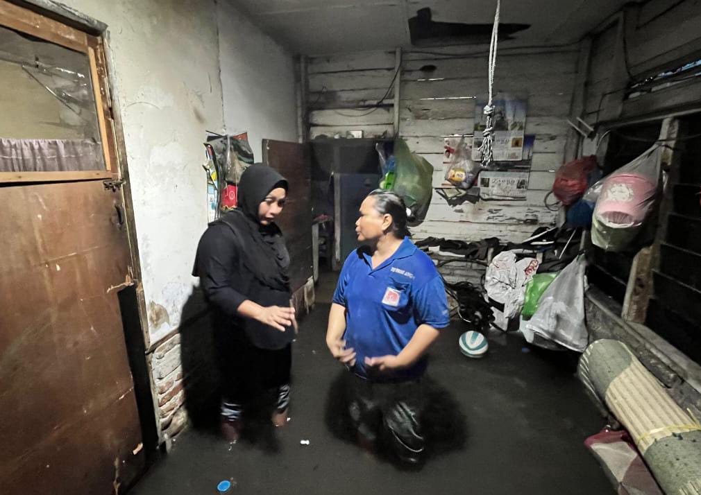 Tinjau Banjir, Anggota DPRD Medan Sesalkan Pemko Lakukan Pembangunan Asal Jadi