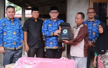 Pemkab Madina Salurkan Bantuan Korban Kebakaran Di Desa Huta Godang Muda
