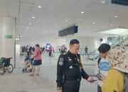 Cegah Antrean, Imigrasi Kualanamu Proaktif Bantu Penumpang Isi Aplikasi All Indonesia