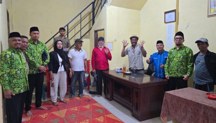 Pembebasan Lahan Masjid Barusjulu, DMI Karo Serahkan Bantuan Dana