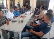 Dirut PDAM Tirta Mountala Bahas Rencana WTP Seulimum Dengan Para Keuchik