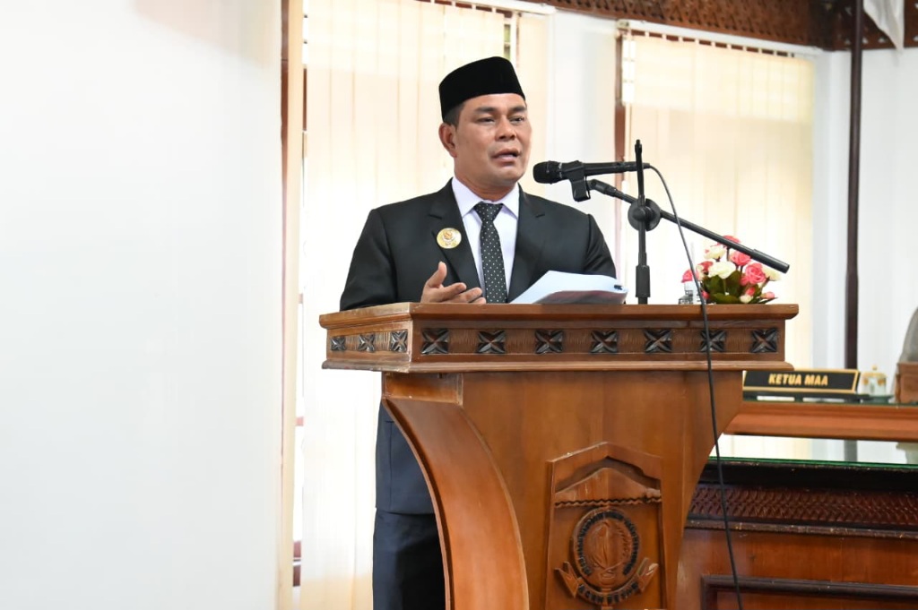 Bupati Aceh Besar Jawab Pandangan Fraksi DPRK Soal RPJMD