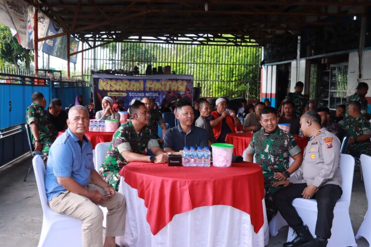 Kodim 0208/AS Berbagi Di Jumat Berkah