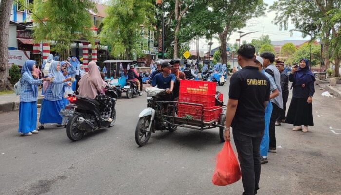 Maulid Nabi Di SMAN 3 Langsa: Seribu Nasi Untuk Seribu Berkah