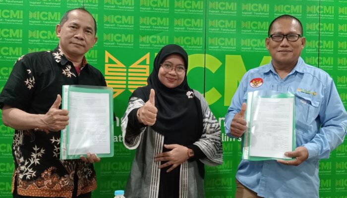 Pengurus Teras LAZIS ICMI Miliki Sertifikasi Kompetensi Amil Zakat