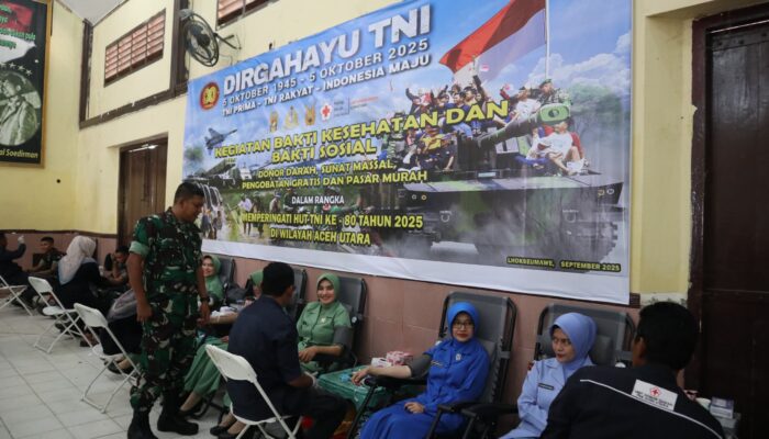 Warga Antusias Ikuti Bakti Sosial HUT Ke-80 TNI Di Korem Lilawangsa