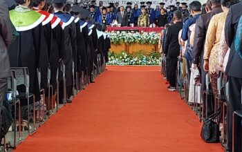 353 Wisudawan Ikuti Wisuda IT Del Ke-22
