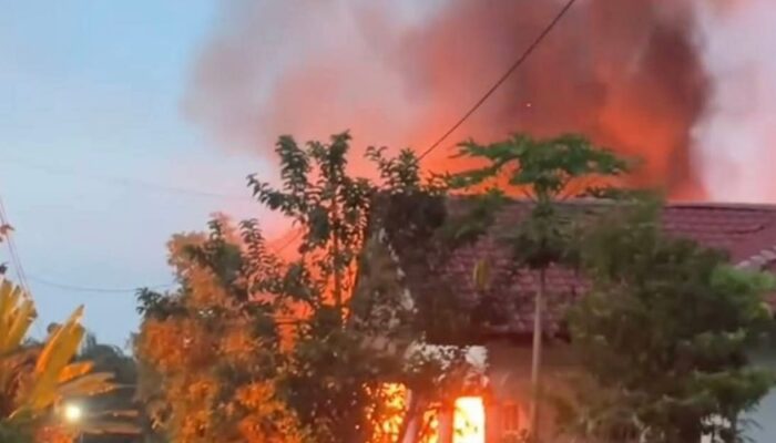Rumah Nenek Di Aceh Tamiang Ludes Terbakar Saat Dirawat Di RS