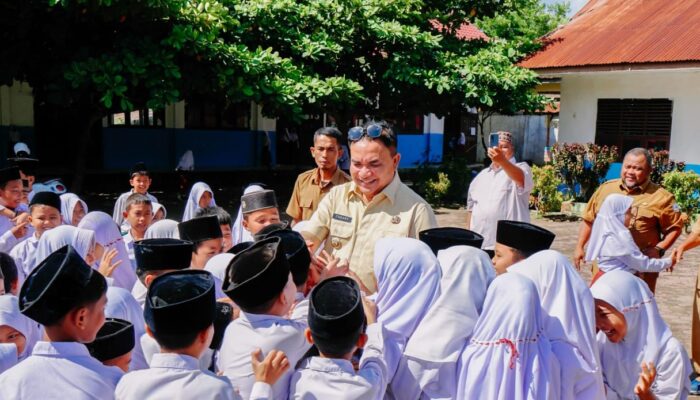 Bupati Agara Tinjau Pelaksanaan ANBK Sejumlah SD
