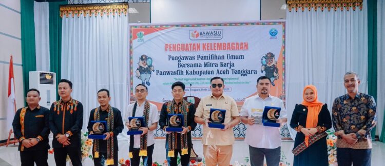 Bupati Aceh Tenggara Tekankan Penguatan Kelembagaan Pengawas Pemilu