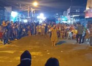 Warga Blokir Jalan Galang Hingga Malam, Arus Lalu Lintas Lumpuh