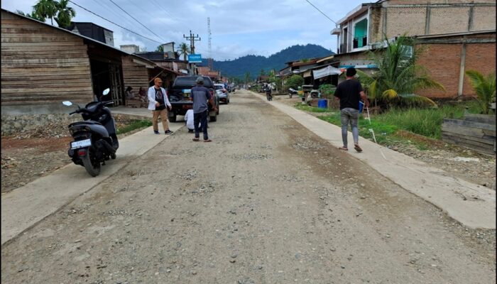 2025, Pemkab Aceh Selatan Hanya Mampu Aspal Hotmix Jalan Kota Bahagia 350 meter
