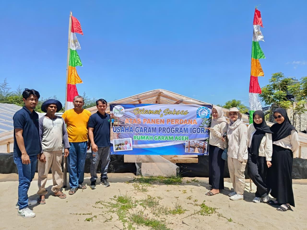 Panen Perdana Garam Aceh, PLN Hadirkan Energi Untuk UMKM