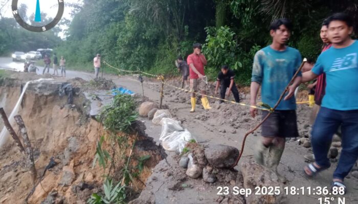 Jalur Sidimpuan-Medan Amblas Di Sipirok, Roda 6 Dilarang Melintas
