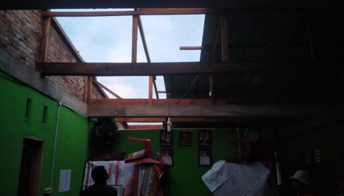 Angin Puting Beliung Terjang Sipoholon Dan Tarutung, 16 Rumah Rusak