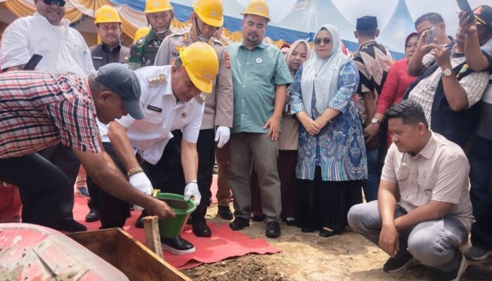 Bupati Agara Letakkan Batu Pertama Pembangunan Pabrik Kelapa Sawit