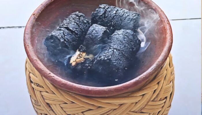 Pelaku UMKM Lamkeunung Darussalam, Sulap Ampas Kopi Jadi Briket LK Coffee