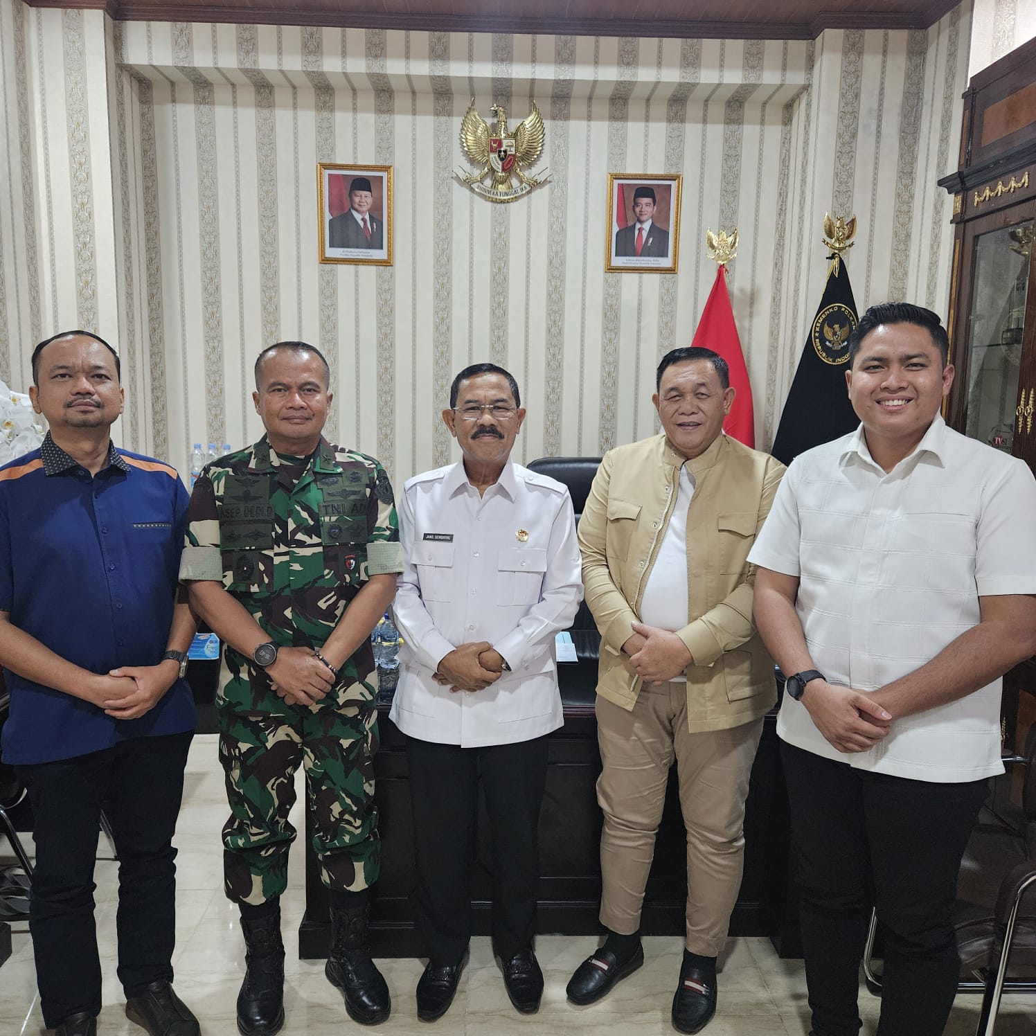 Anggota DPRD Deliserdang Dahnil Ginting Silaturahmi Ke Menkopolkam