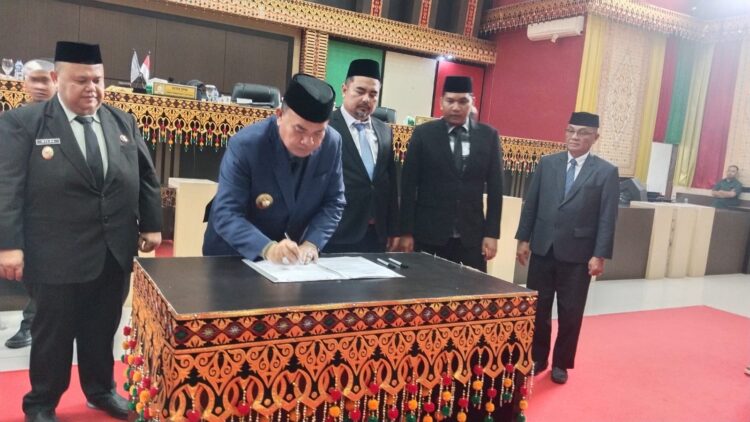 DPRK Aceh Tenggara Sahkan Perubahan APBK 2025