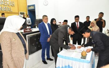 P-APBD Madina 2025 Disahkan Dengan Defisit Tertutup SILPA