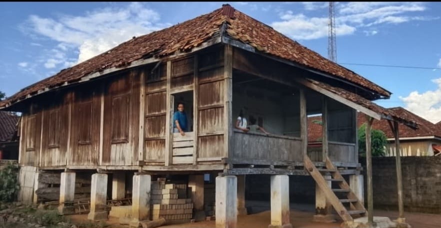 Menyusuri Jejak Waktu Bersama Adenan NS Di Desa Terbanggi