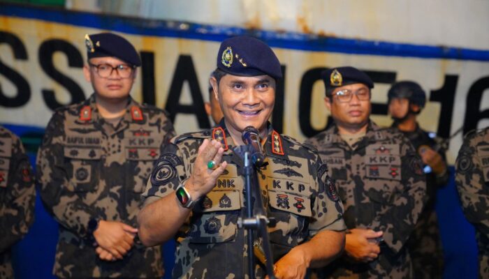 KKP Limpahkan Tersangka dan Kapal Ilegal Filipina 754 GT Ke Kejaksaan