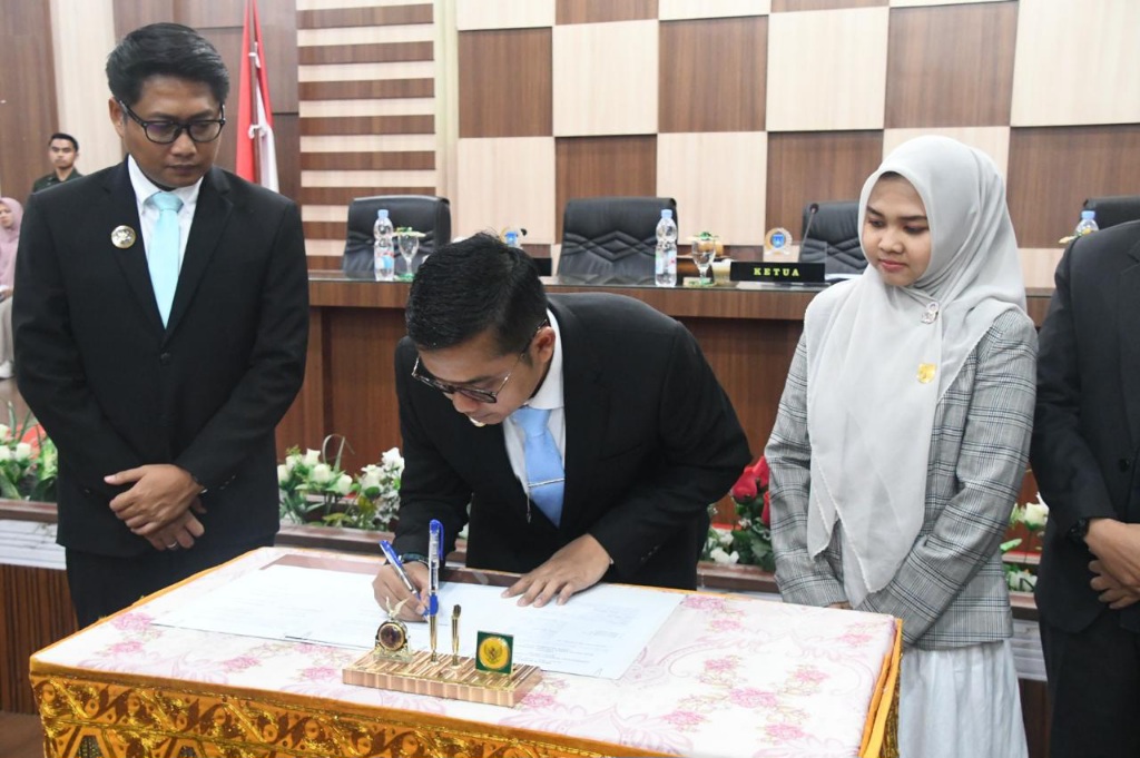 P-APBK Perubahan Kota Langsa Rp955 M Lebih Disahkan