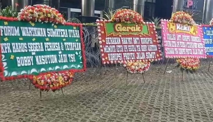 Karangan Bunga Penuhi Gedung KPK, Minta Bobby Nasution Diperiksa Dan Ditetapkan Sebagai Tersangka