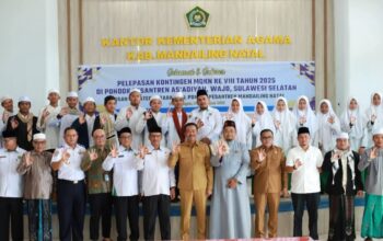Bupati Madina Lepas Kontingen MQK, 18 Santri Ponpes Musthafawiyah