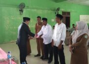 Camat Kembang Tanjong Lantik Dua Imum Mukim