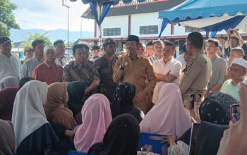Pertemuan Lanjutan Pedagang Pasar Baru Dengan Bupati Dan Ketua DPRD Madina Sempat Ricuh