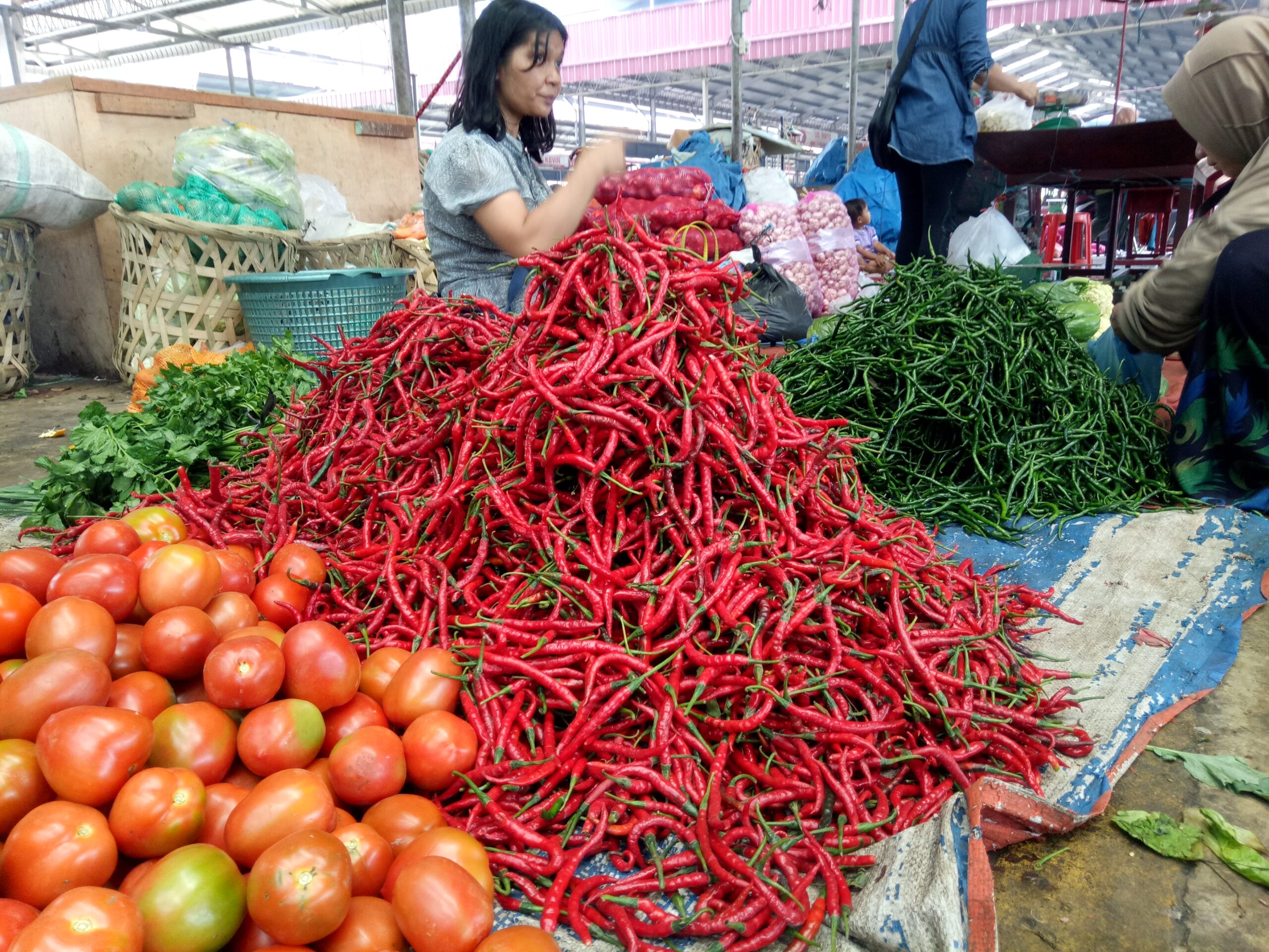 Harga Cabai Merah Kembali Tembus Rp100 Ribu, Cabai Kardus Jadi Pemicunya
