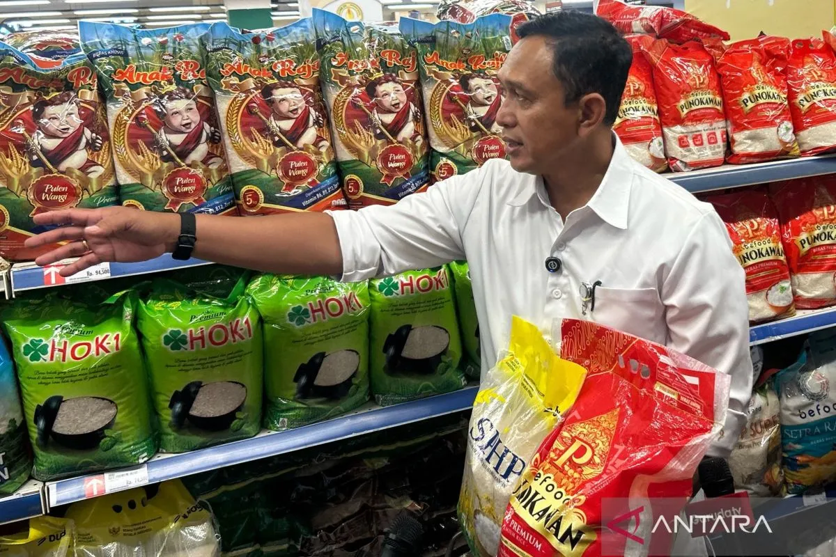 Bulog Pastikan Kualitas Beras Bantuan Pangan Dan SPHP Terjaga