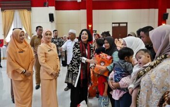 Ketua DWP Sumut Motivasi Pengurus Di Tapsel Jadi Motor Penggerak Lingkungan Sosial Yang Sehat
