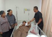 RA Bantu Korban Penyerangan Monyet