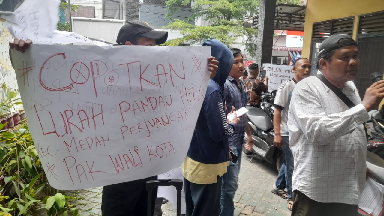 Dana LPM Pandau Hilir Diduga Diselewengkan, Warga Gugat Ke KIP Sumut