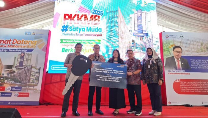 Bank Mandiri Serahkan Ambulans Untuk YPSIM, Perkuat Akses Pendidikan Dan Kesehatan Di Medan