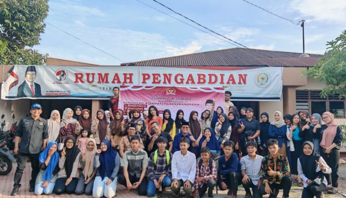 Anggota MPR Penrad Siagian Gaungkan 4 Pilar Kebangsaan Kepada Mahasiswa