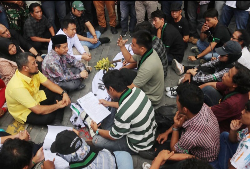 Ketua DPRD Medan Wong Chun Sen Tak Bernyali Temui Pengunjuk Rasa