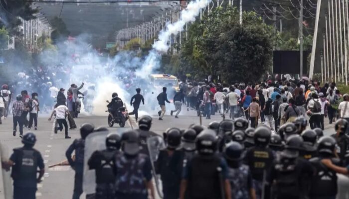 Nepal Memanas, PM Mundur, Rumah Presiden Dibakar