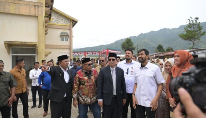 Mualem Serahkan Aset RS Regional Aceh Tengah Senilai Rp151 Miliar